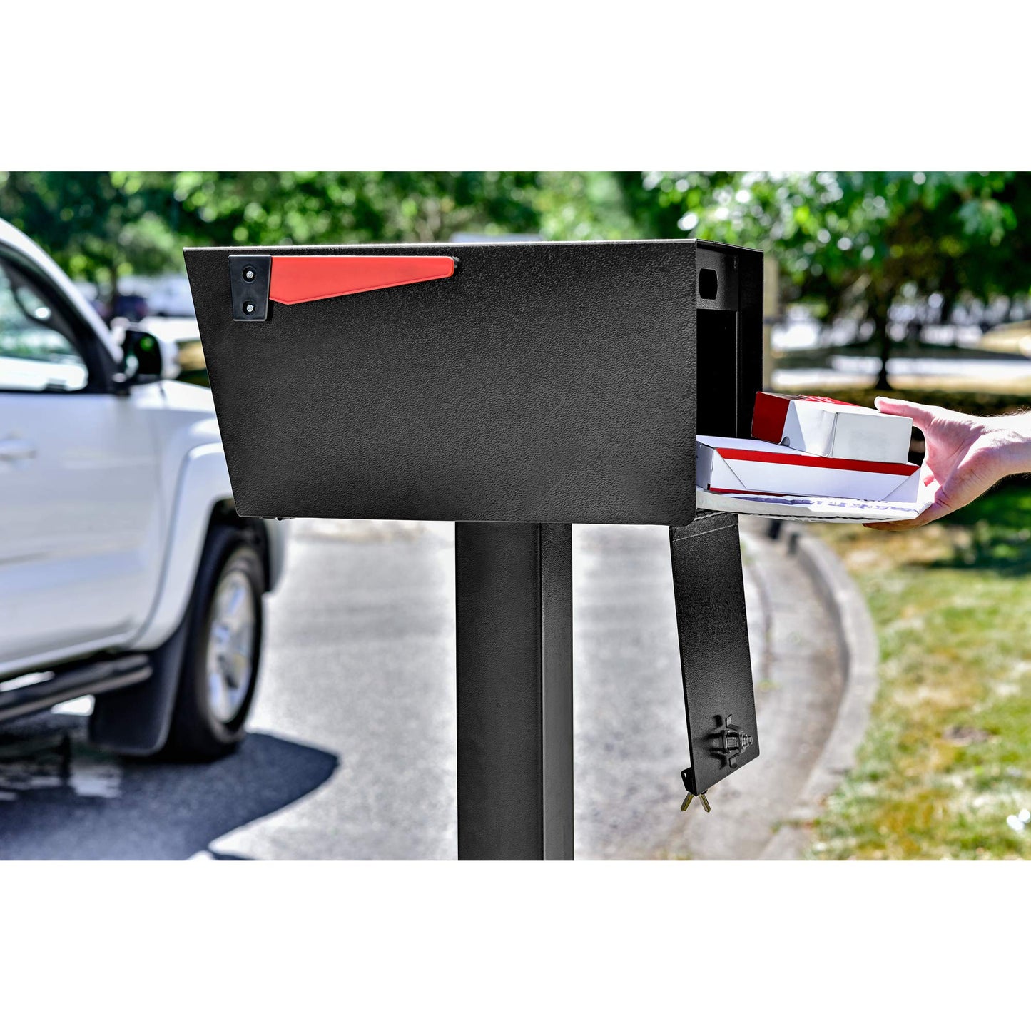 CLOSING: Locking Security Mailbox