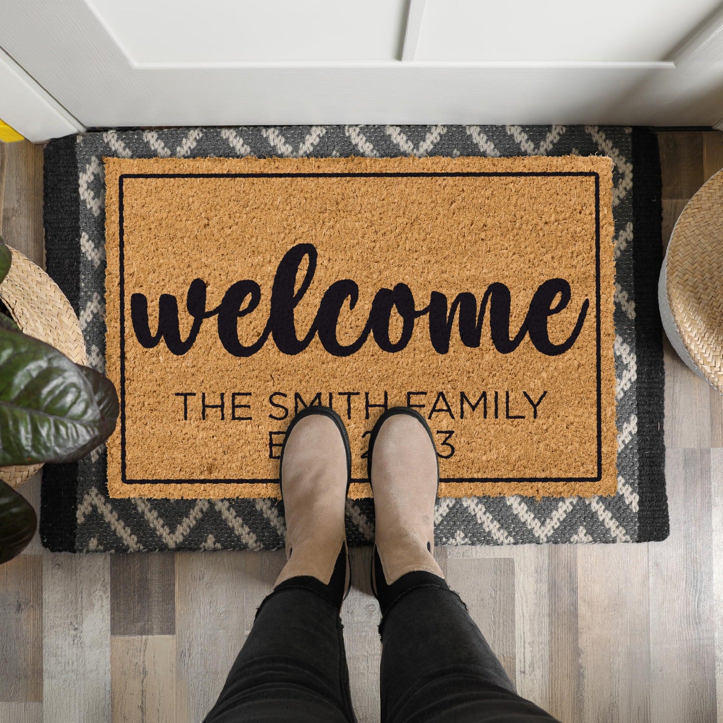 WEDDING: Personalized Welcome Doormat With Name and Wedding Year