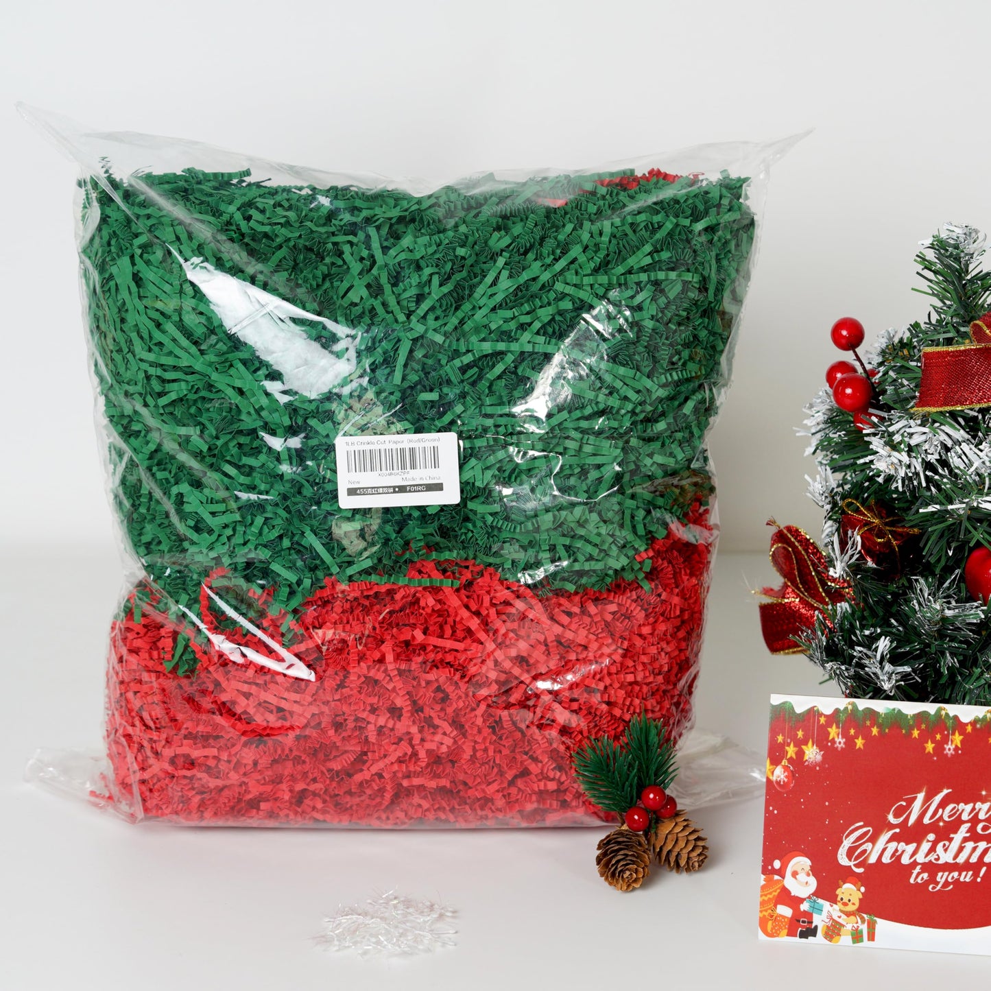 Bobobag Red and Green Crinkle Cut Paper Shred (1 LB)